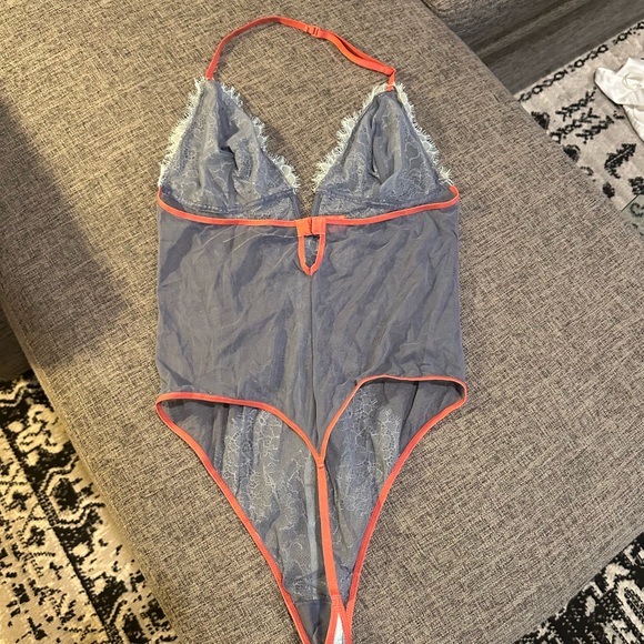 Victoria's Secret LOT 36D/36DD/ Large - Picture 5 of 16